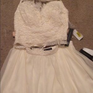 Un-Used Prom Dress